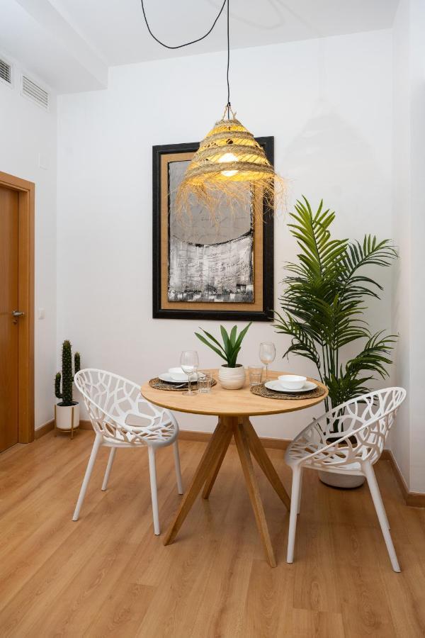 מאלגה Victoria I & Old Town By Ele Apartments מראה חיצוני תמונה